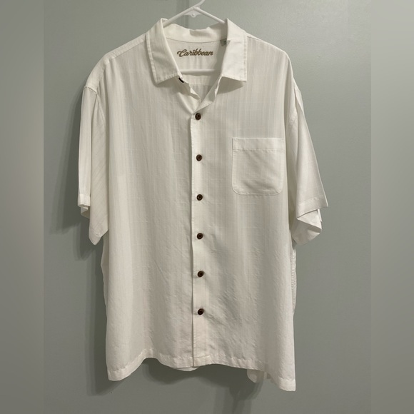 Caribbean Other - Men’s Caribbean Solid Short Sleeve Woven Camp Shirt Size XXL